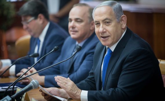 נתניהו על האיום של ליברמן: "נראה שמדובר בהצגה"