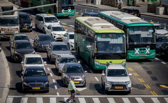 הלווית הרב קרליץ: אלה הכבישים שיחסמו לתנועה