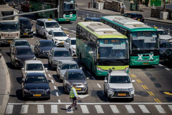 הלווית הרב קרליץ: אלה הכבישים שיחסמו לתנועה