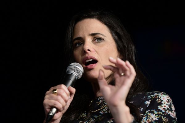 הקרע בימין| שקד לבן גביר: "גלה בגרות ותפרוש"