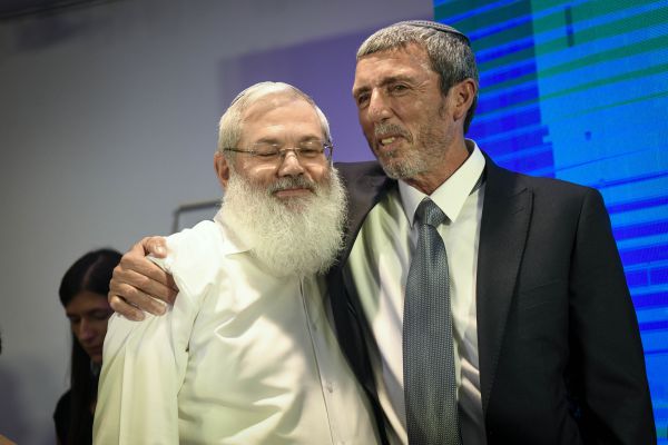 לא קלה היתה דרכי: פוסט פרידה של הרב אלי בן דהן