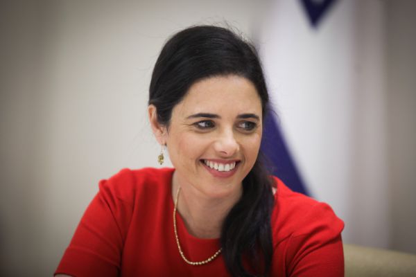 בגוש הימין דחו את גנץ: "רק דרך צוות המו"מ של הגוש"