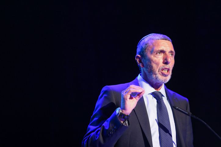 שר החינוך נגד 'שוברים שתיקה' ו'נשות ווטש'