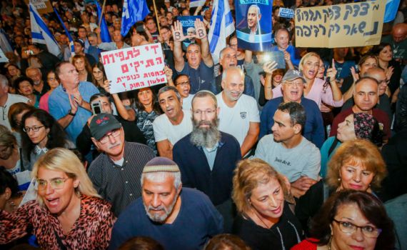 אז למה באמת הציונות הדתית יושבת על הגדר?