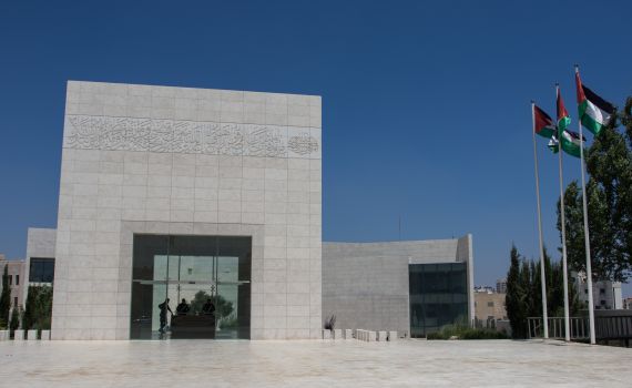 המבקרים הופתעו "לא לדבר עברית ליד קבר ערפאת"