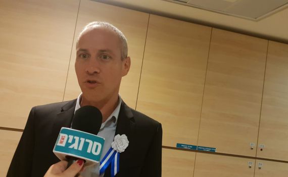 חילי טרופר לסרוגים: "כרגע – הדברים הולכים לבחירות"