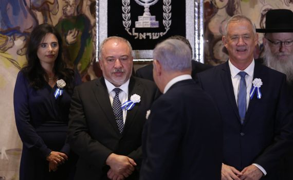 לחץ פנימי על ליברמן: תקים ממשלת ימין צרה