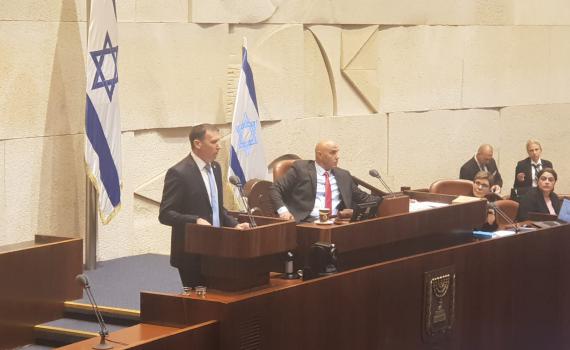 נאום בכורה בכנסת: מתן כהנא פונה לציונות הדתית