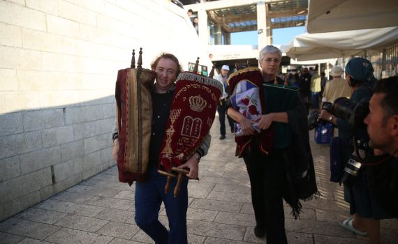 נשות הכותל נבלמו כשניסו לעורר פרובוקציה