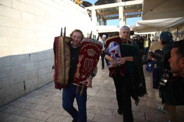 נשות הכותל נבלמו כשניסו לעורר פרובוקציה