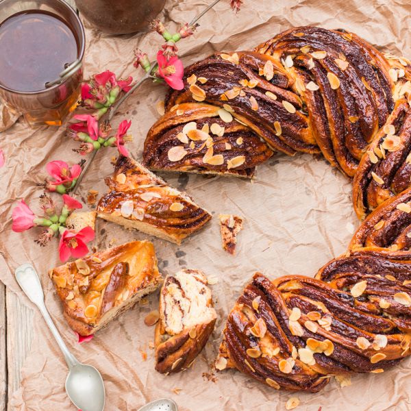 חגיגית וטעימה: מתכון לעוגה שתשמחו לאמץ