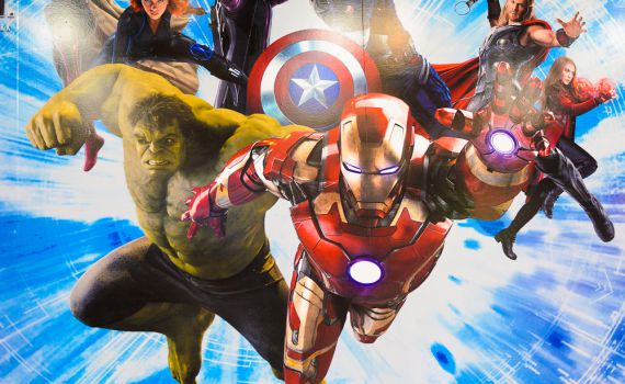 בקרוב? גיבור על יהודי ובן של רב בדיסני