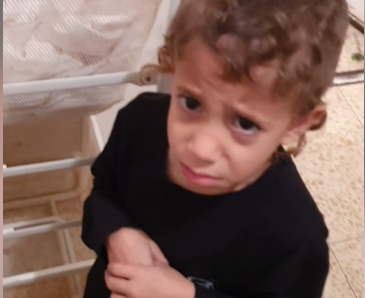 מצמרר: "לא בא לנו יותר" ילדים רועדים בממ"ד • צפו: