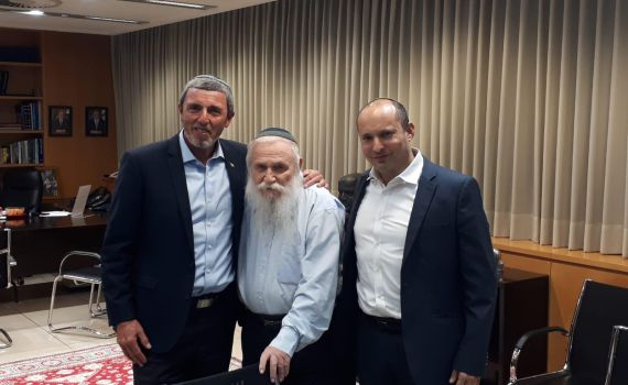 בנט ופרץ נפגשו עם רבני ההסדר: "ספינת הדגל"