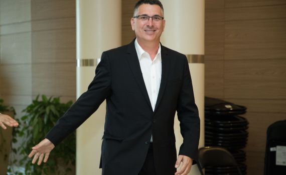 ארבעת המהלכים של גדעון סער