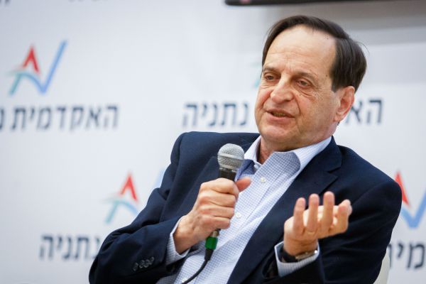 איך נתניהו נמנע ממשפט? דן מרידור ניתק את הטלפון