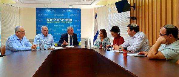 צוות הקמת המועצה הציבורית התכנס לראשונה