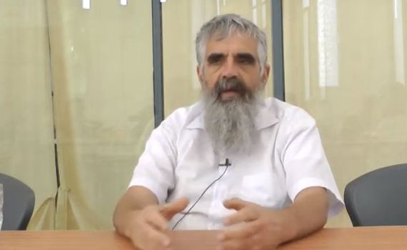 "נתניהו הוא שומר הסף של הימין" /תגובה לרב שרלו