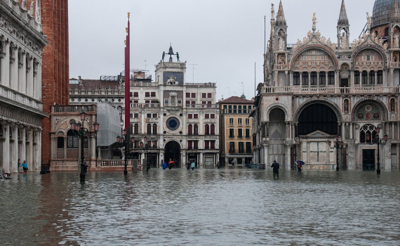 ונציה מוצפת: איטליה הכריזה על מצב חירום
