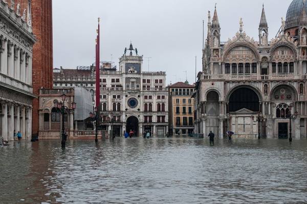 ונציה מוצפת: איטליה הכריזה על מצב חירום