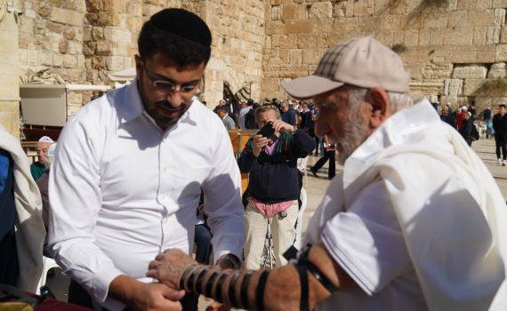 "לא תיארתי שאזכה לחגוג בר מצווה בימי חיי". צפו