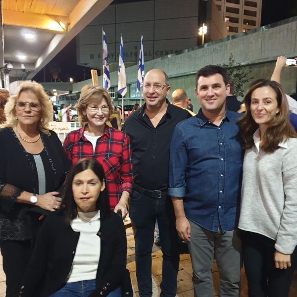 הח"כים הימניים של כחול לבן נעדרו מהעצרת לרבין