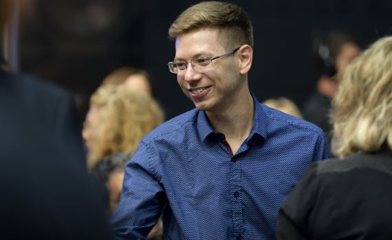 עימות; ינון מגל: "תתבייש" יאיר נתניהו: חוצפן גדול"