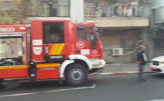 שריפה בירושלים: 7 ילדים חולצו מהדירה הבוערת