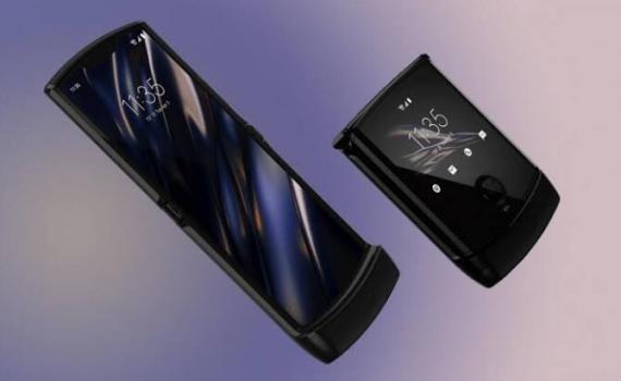 נוסטלגיה: מוטורולה מחזירה את הטלפון המתקפל שלה