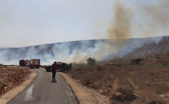 שריפה בסמוך לבית חגי; החל פינוי תושבים מקו האש