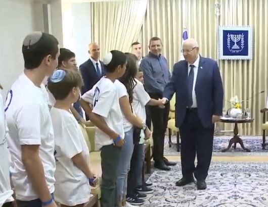 צפו: בר ובת מצווה ליתומי ויתומות צה"ל בבית הנשיא