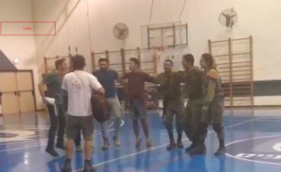 צפו: נוער אופקים בריקוד מחזק עם חיילי וחיילות פיקוד העורף