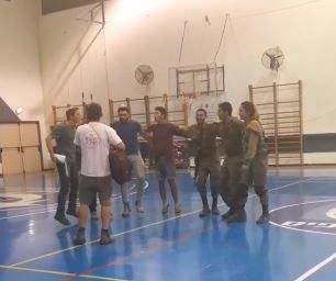 צפו: נוער אופקים בריקוד מחזק עם חיילי וחיילות פיקוד העורף