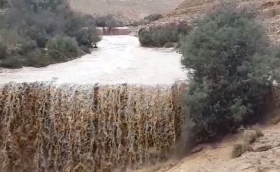 מרהיב • צפו: אחרי סופ"ש סוער- זרימות  בנחלי הדרום