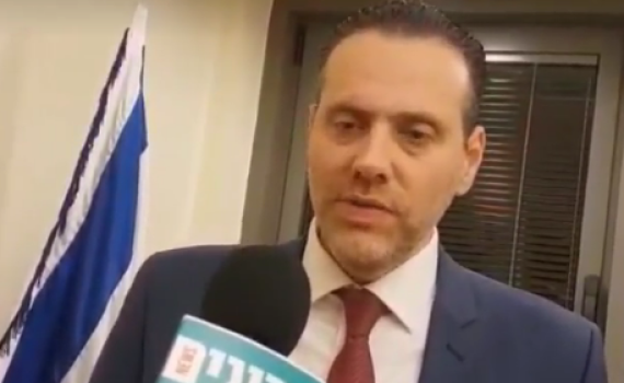 "יו"ר הקואליציה או מרכז האופוזיציה" | זוהר לסרוגים