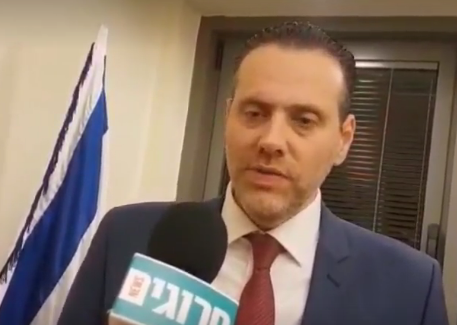 "יו"ר הקואליציה או מרכז האופוזיציה" | זוהר לסרוגים