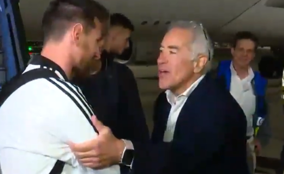 צפו: נבחרת ארגנטינה ומסי נוחתים בישראל