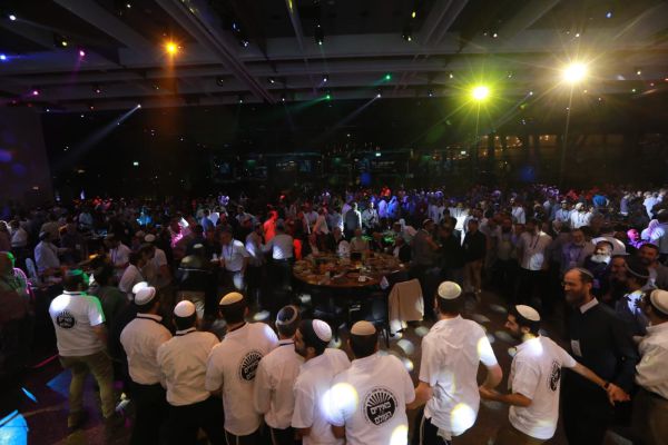 40 שנה לקרני שומרון | הבוגרים נרתמו לישיבה