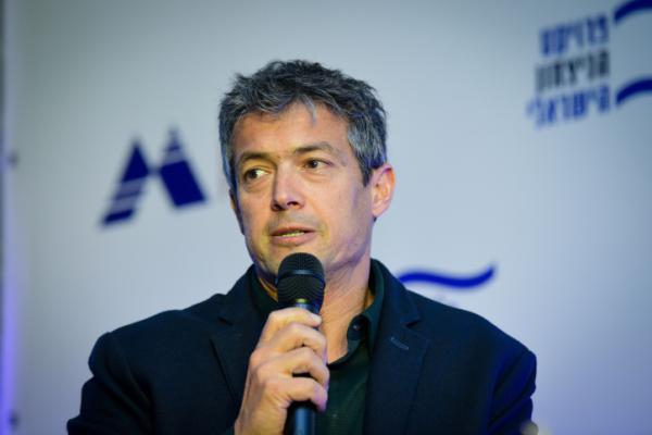 אופס • יועז הנדל רצה לפרגן וחטף: "סדר עדיפויות דפוק"