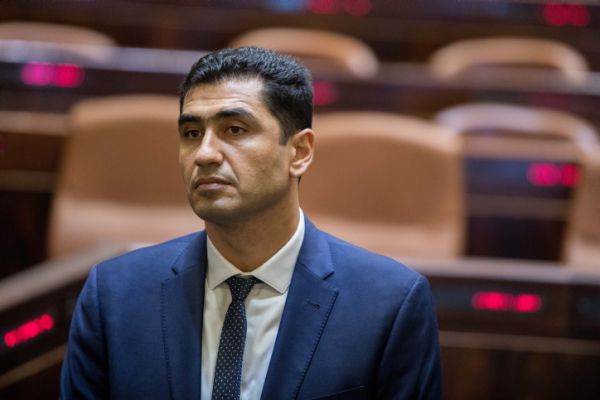 ח"כ איפראימוב לפרוש: 'מי אתה שתגדיר מי יותר יהודי?'