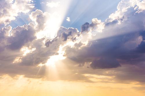 מה צריך להיות יחסנו לציווי האלוהי?