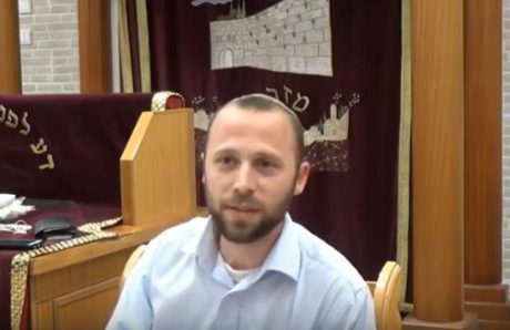 הרב עידו פכטר לרב אליהו: "עולם הפוך ראיתי"