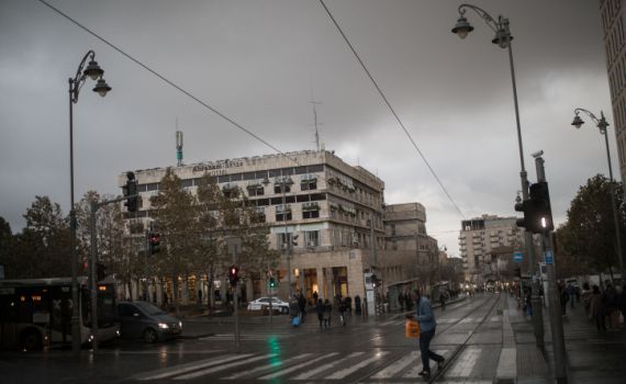 הטמפרטורות צונחות, אין גשם; תחזית מזג האוויר לסופ"ש