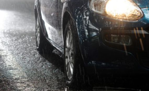 מהיום: חובה להדליק אורות ברכב גם ביום; ומה הקנס?