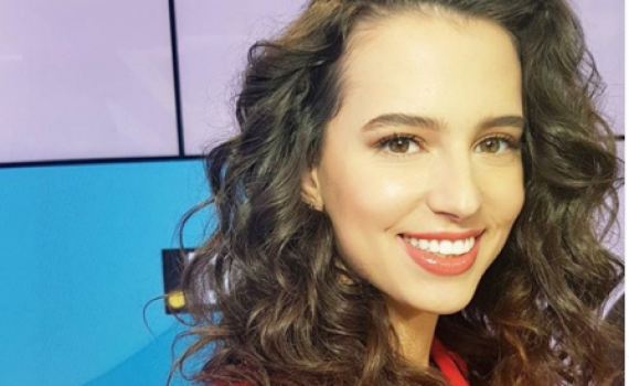 מגישת הטלויזיה צידדה ברב פירר וחטפה משירי מימון