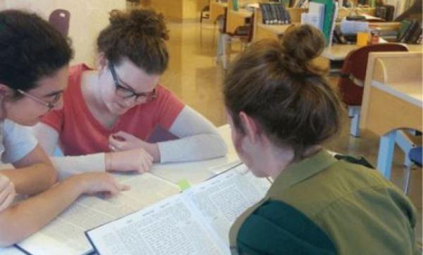 שמיניסטית? ימי היכרות למדרשה עם גיוס משמעותי