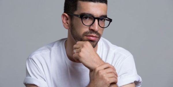 התבלבלנו: האם זה הכפיל הג'ינג'י של חנן בן ארי?