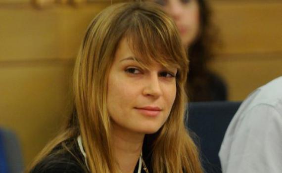 צפו: 13 שנה אחרי, משפחת הטייס שנהרג בחיים חדשים