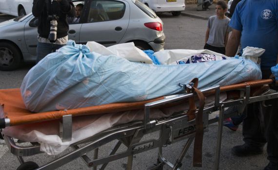 עבריין מוכר נמצא מת בדירתו בתל אביב