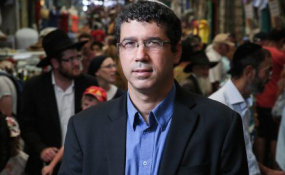 "מצטער כבוד הרב חיים נבון. הפעם אתה טועה"